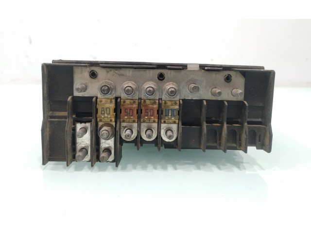 Блок предохранителей 1K0937125A   Volkswagen Caddy    