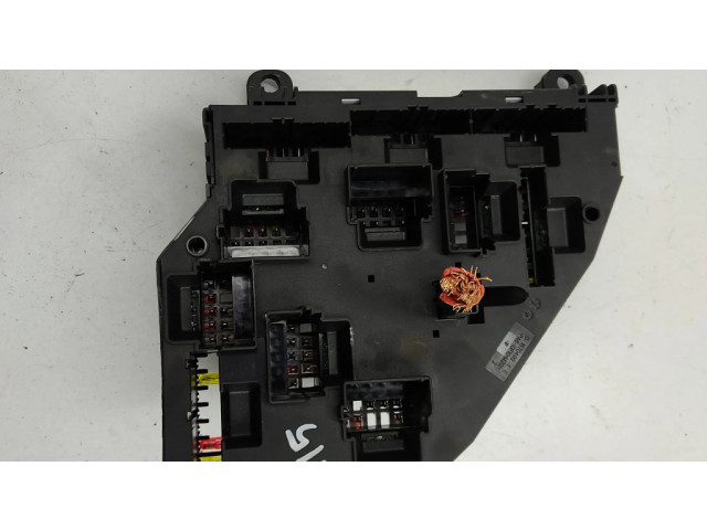 Pojistková skříňka 9264923 BMW M5 2013