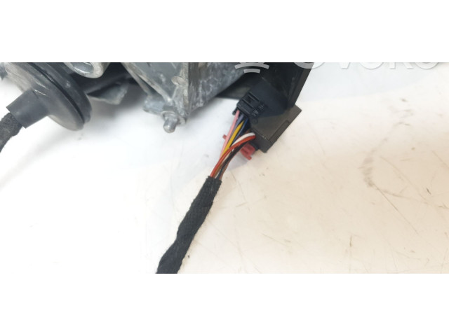 Зеркало электрическое Skoda Kamiq 2019 - года