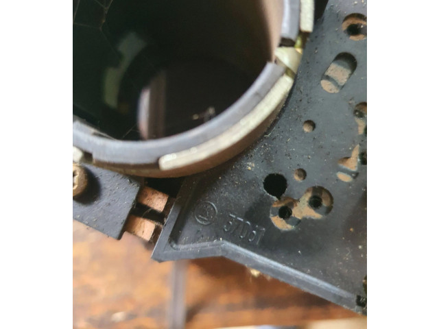 Ручка стеклоочистителей 37061 Audi 80 90 S2 B4