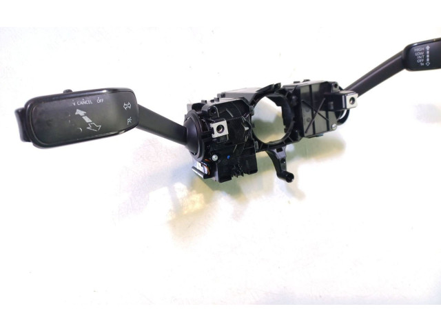 Ручка стеклоочистителей    Seat Ibiza IV (6J,6P)