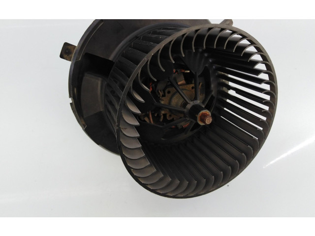 Вентилятор печки 1K1819015C, 21510762C Skoda Yeti (5L)