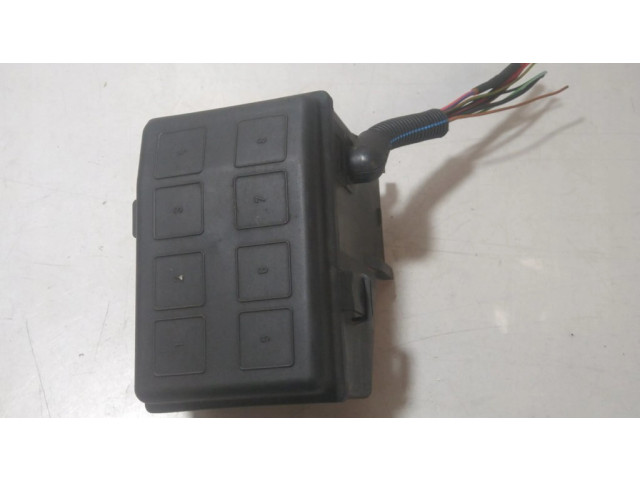 Pojistková skříňka 90560119 Opel Astra G 2000