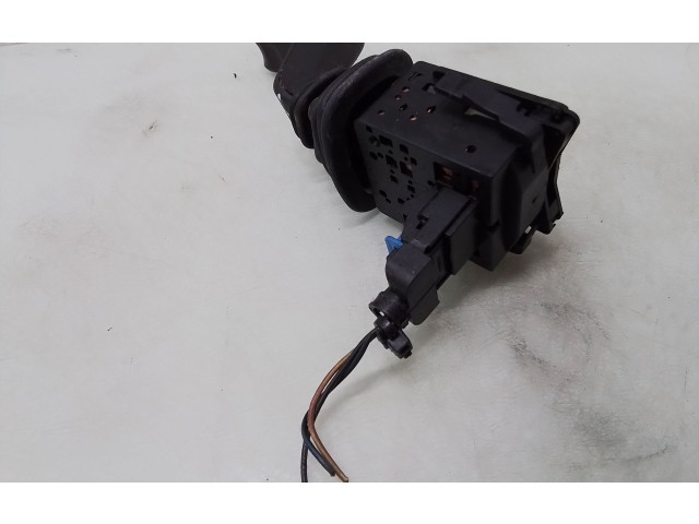 Ручка стеклоочистителей    Opel Meriva A