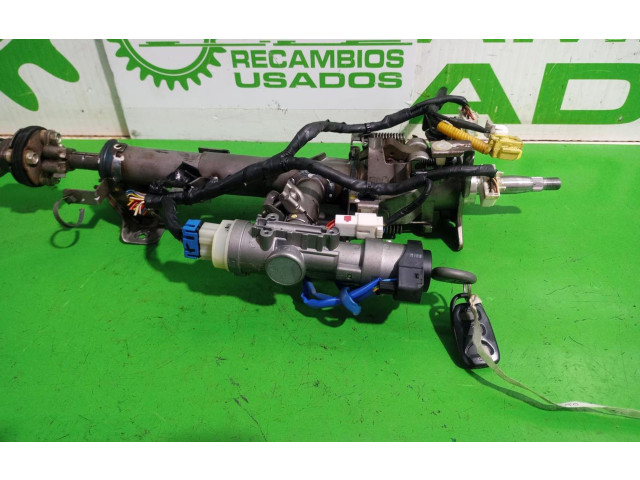 Руль KIA Sorento  2002 - 2009 года 563003E500      