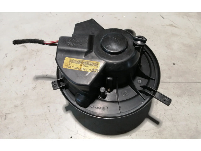 Вентилятор печки 1K1820015 Volkswagen Touran I