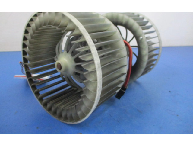 Вентилятор печки BMW X3 E83