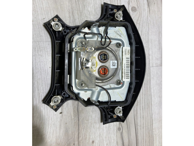 Подушка безопасности водителя 7030A099 Mitsubishi Pajero