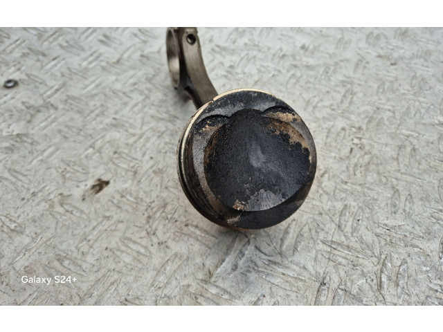 Píst 0822363R, BZB   Seat Altea XL    BZB 