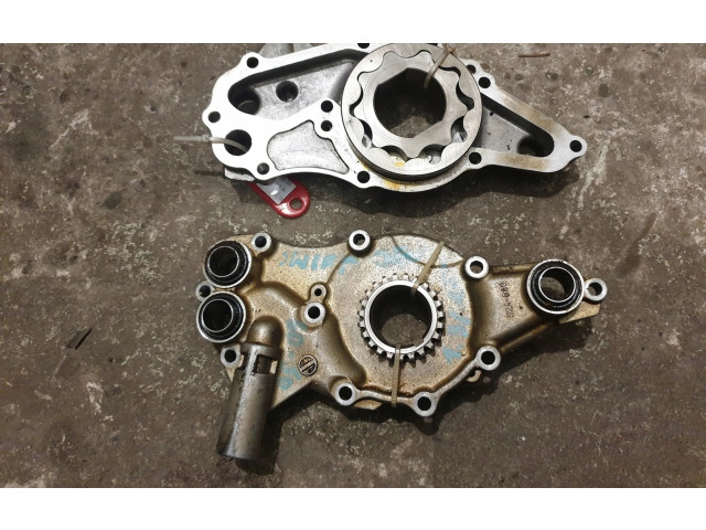 Масляный насос Suzuki Swift