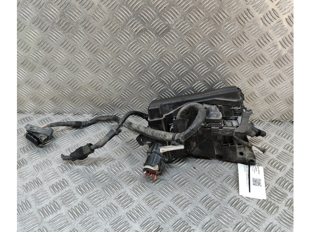 Pojistková skříňka 7352XA1, 8266276011 Lexus CT 200H 2011