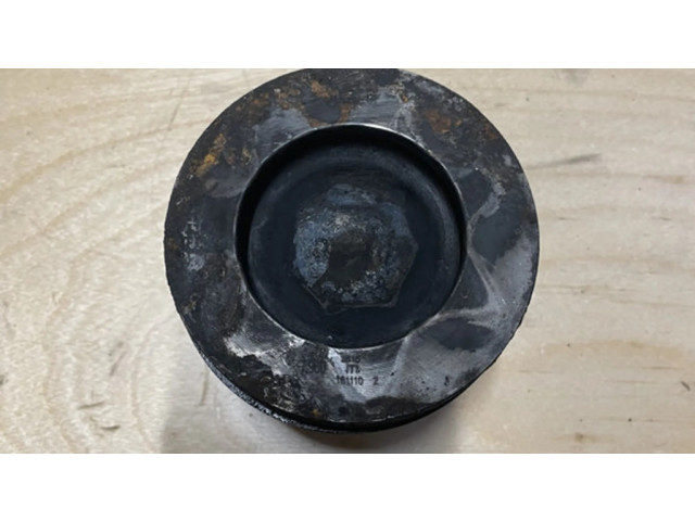 Поршень 781256702, 7812567 Mini Cooper Hatch Hardtop для дизельного двигателя 1.6