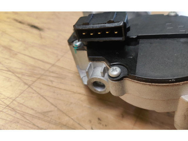 Моторчик дворников     Volvo XC90