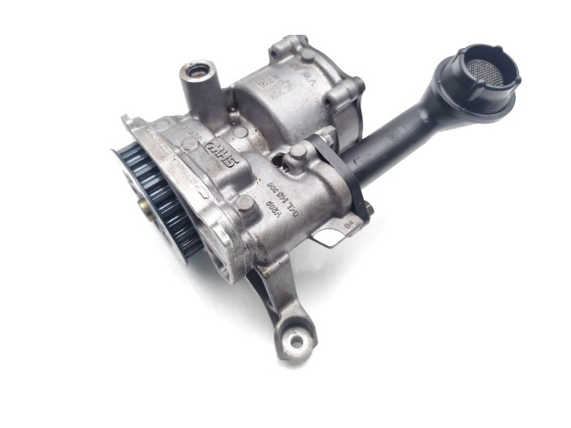 Масляный насос  CLHA 04L145305  Skoda Octavia Mk3 (5E) 