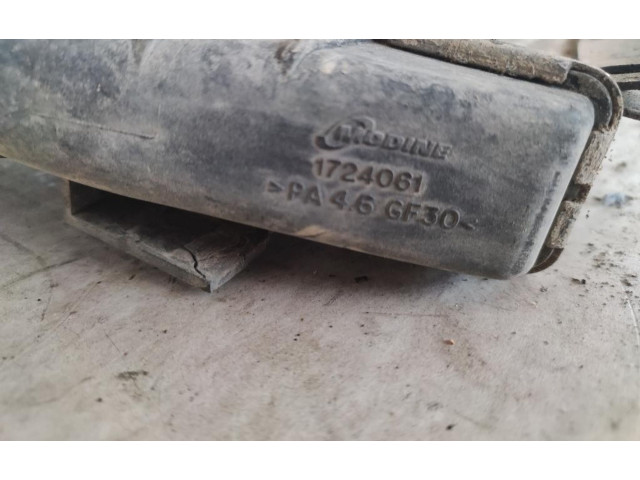 Радиатор интеркулера 1724061, 1724061    Jeep Cherokee III KJ