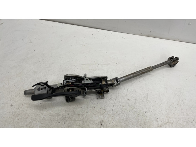 Крестовидная связь оси рулевого колеса