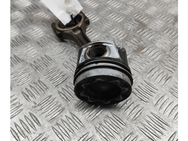 Поршень CBAB 03L107065G, 038105401J Volkswagen PASSAT B6