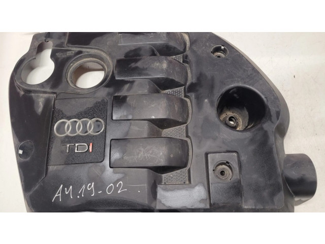 Крышка двигателя (отделка)