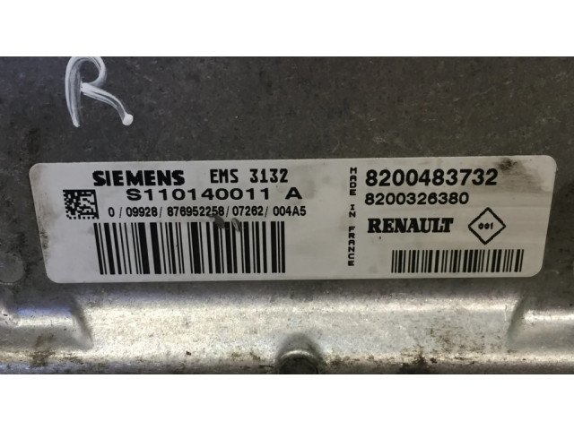 Блок управления двигателя 8200483732, 8200326380   Dacia Logan I
