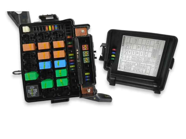 Pojistková skříňka Řídící jednotka BSM SsangYong Tivoli 2020