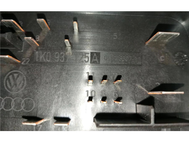 Блок предохранителей 1K0937125A, 0090012 Skoda Octavia Mk2 (1Z)