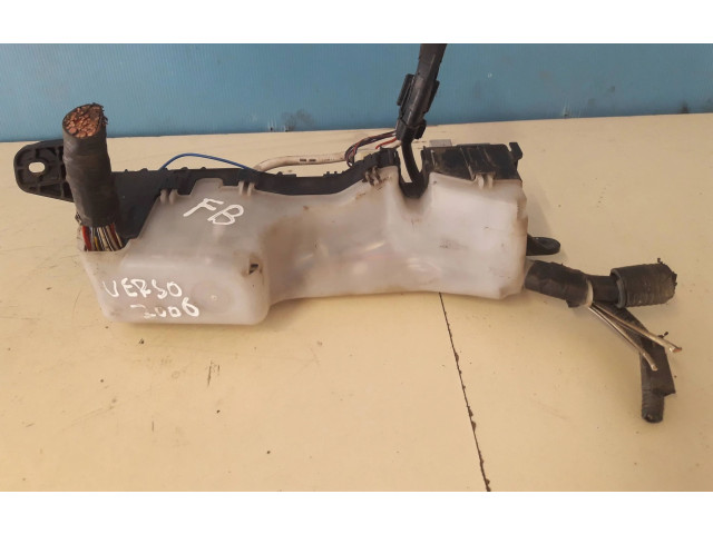 Блок предохранителей Toyota Corolla Verso AR10