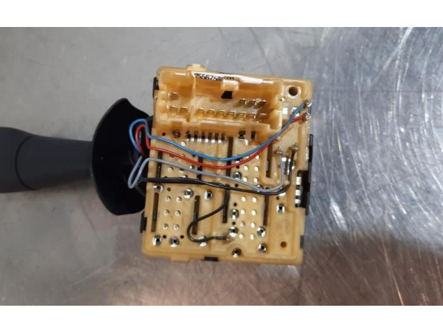 Ручка стеклоочистителей Renault Captur