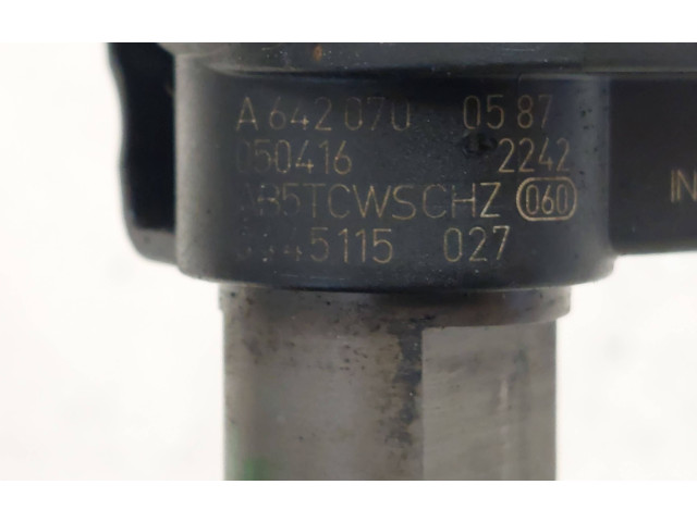 Форсунка A6420700587, 0445115027 Mercedes-Benz R W251