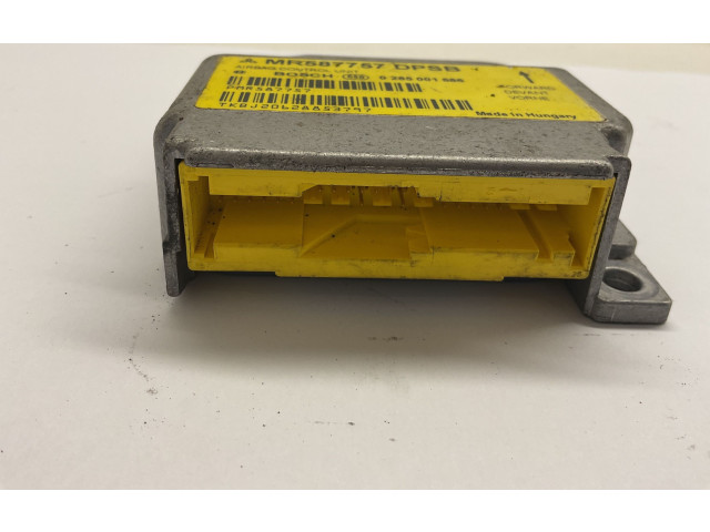 Блок управления надувных подушек MR587757, 0285001681 Mitsubishi Colt
