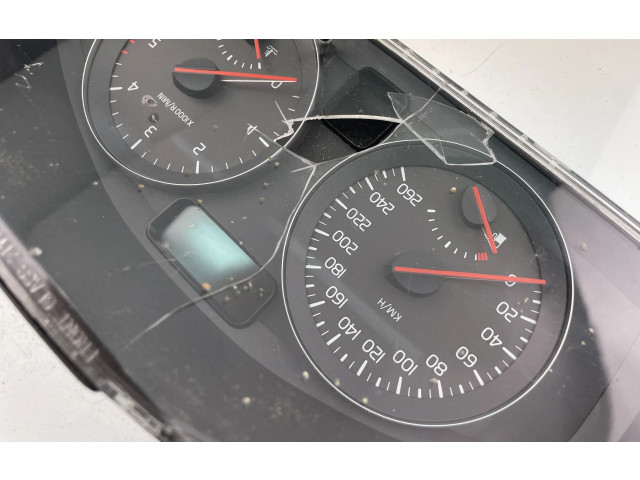 Панель приборов 31254776   Volvo C70       