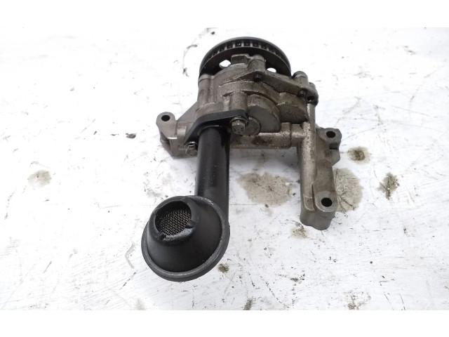 Масляный насос  CFH 03L115263  Volkswagen Caddy 