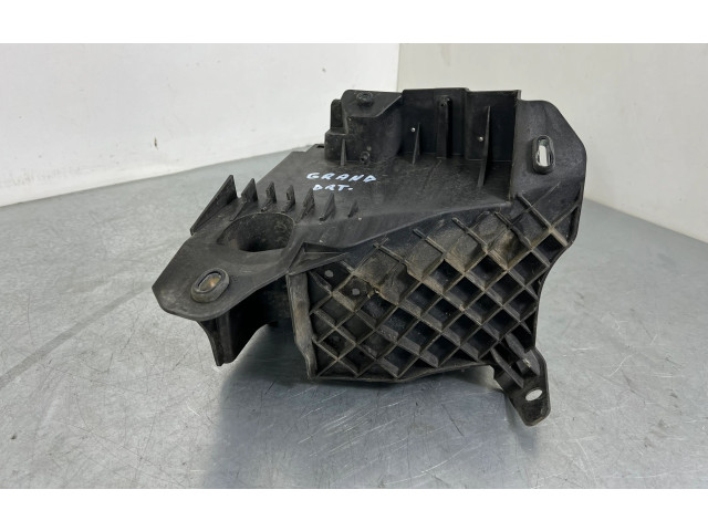 Блок предохранителей 04692263AD Jeep Grand Cherokee