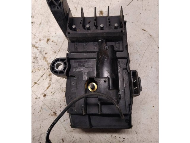 Pojistková skříňka A2225406028, P00132030 Mercede-Benz S W222 2017