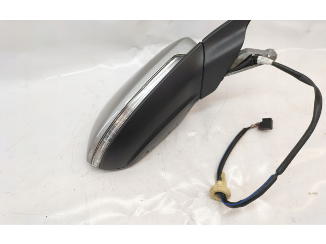 Зеркало электрическое Volkswagen Golf VII 2013 - 2019 года