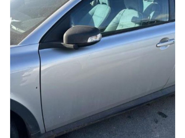 Ручка стеклоочистителей 8682869   Volvo C30