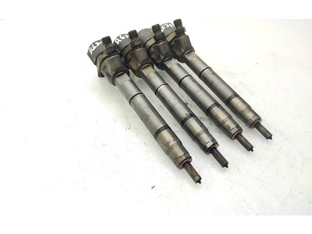 Vstřikovač 338002A800, 0445110 Hyundai i40 HX06