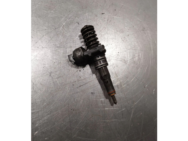 Vstřikovač 038130073br, 0414720232 Volkswagen Caddy BST