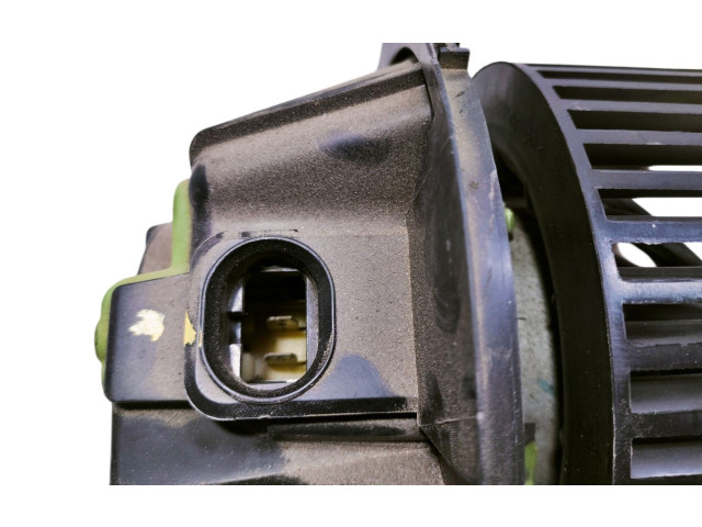 Вентилятор печки 272106020R, N106415P Dacia Duster