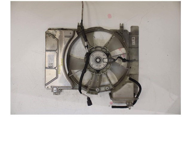 Электрический вентилятор радиаторов DENSO   Toyota Yaris   