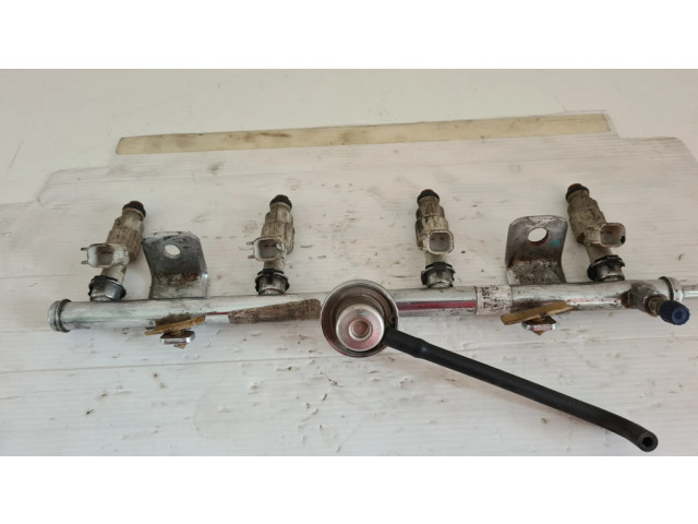 Vstřikovač LF0110150 Ford Mondeo Mk III pro benzínový motor 1.8