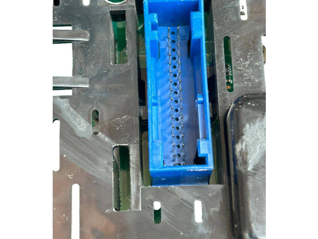 Панель приборов 8P0920900E Audi A3 S3 8P