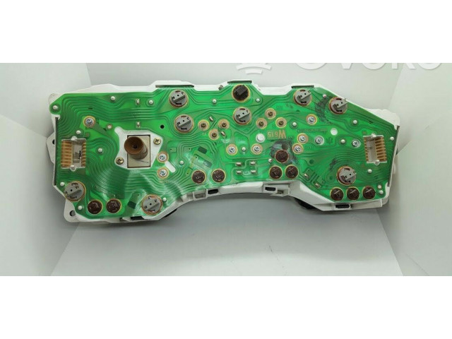 Панель приборов MB680845 Mitsubishi Eclipse