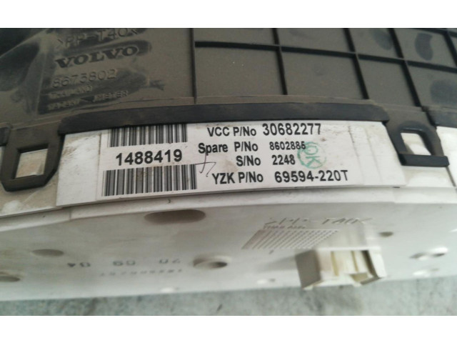 Спидометр (приборный щиток) 69594700T Volvo XC70
