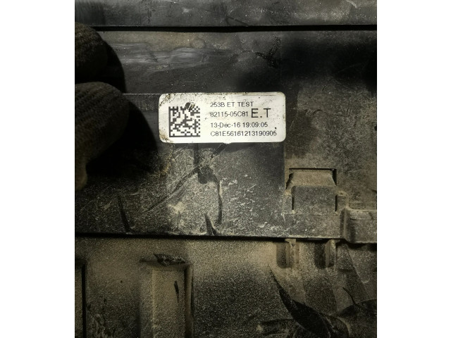 Pojistková skříňka Toyota Avensis T270 2017