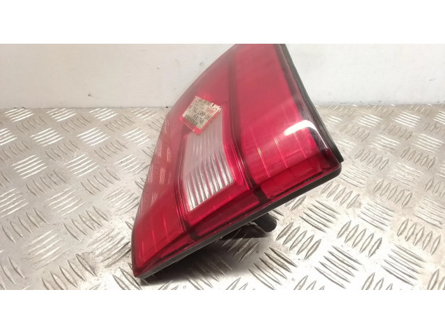 Задний фонарь левый сзади Lexus LS 400