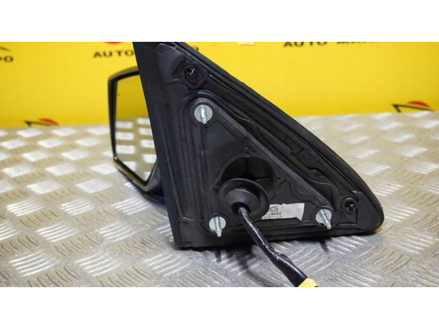 Зеркало электрическое Chevrolet Tahoe - года