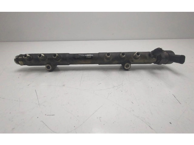 Топливная рампа 0445215023, 8699179   Volvo XC90  