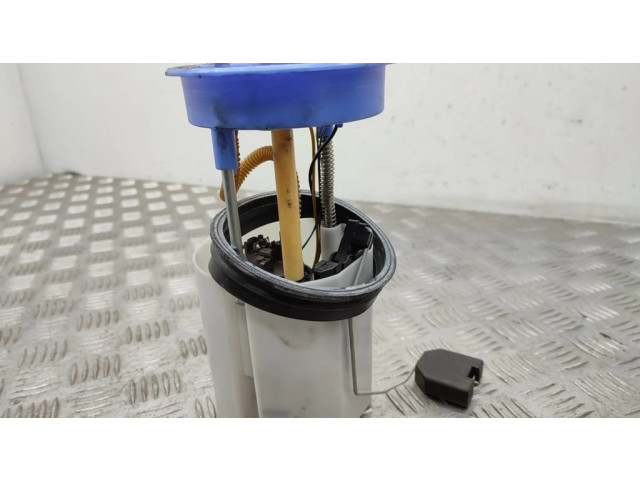 Насос топлива (в топливном баке)