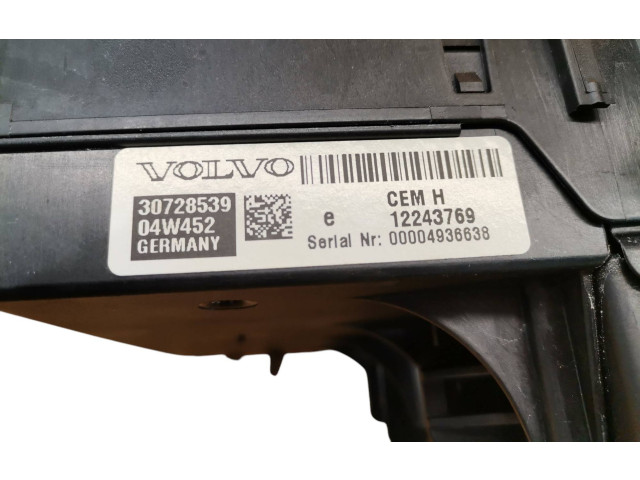 Блок предохранителей 30728539, 12243769   Volvo XC90    