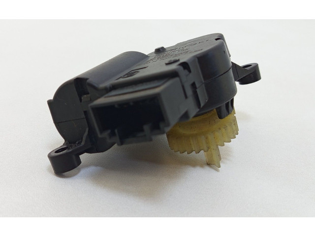 Вентилятор печки    5Q0907511K, T1032216WA   Volkswagen Golf VII